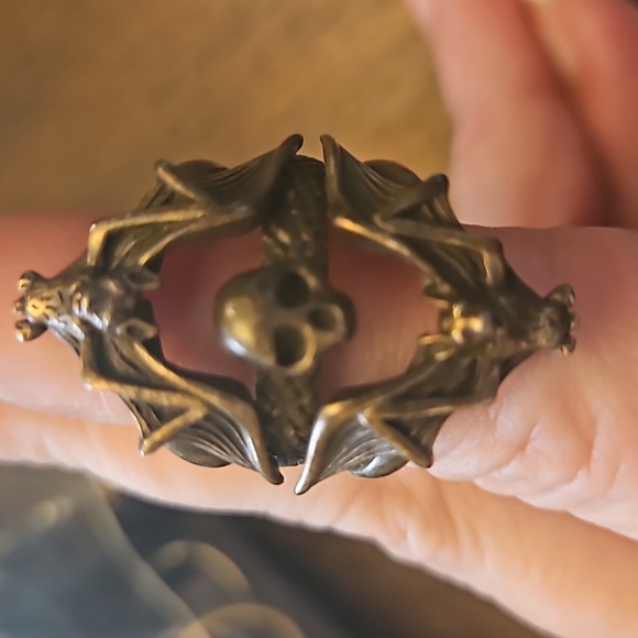Von Desolate sterling silver double bat skull ring size 8 - Picture 4 of 4